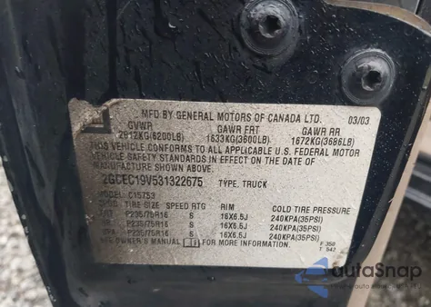 2003 Chevrolet Silverado 1500 Ls z USA, uszkodzony, nr VIN 2GCEC19V531322675